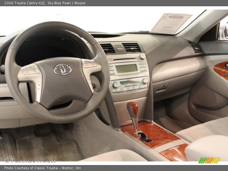 Sky Blue Pearl / Bisque 2009 Toyota Camry XLE