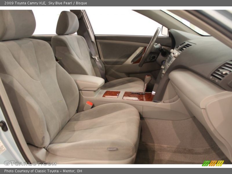 Sky Blue Pearl / Bisque 2009 Toyota Camry XLE