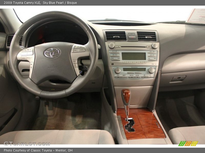 Sky Blue Pearl / Bisque 2009 Toyota Camry XLE