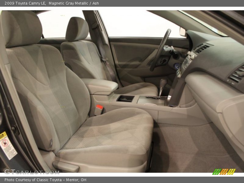 Magnetic Gray Metallic / Ash 2009 Toyota Camry LE