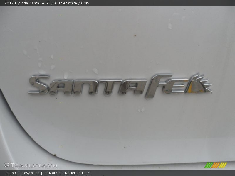 Glacier White / Gray 2012 Hyundai Santa Fe GLS