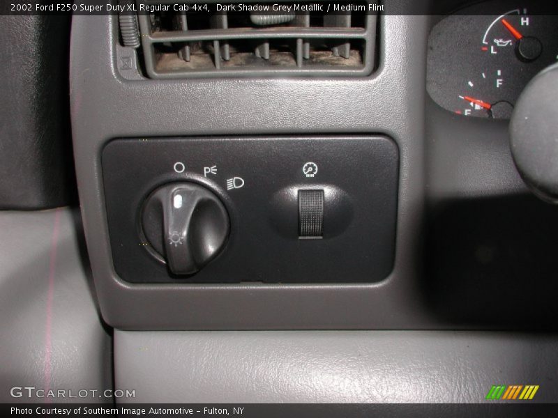 Dark Shadow Grey Metallic / Medium Flint 2002 Ford F250 Super Duty XL Regular Cab 4x4