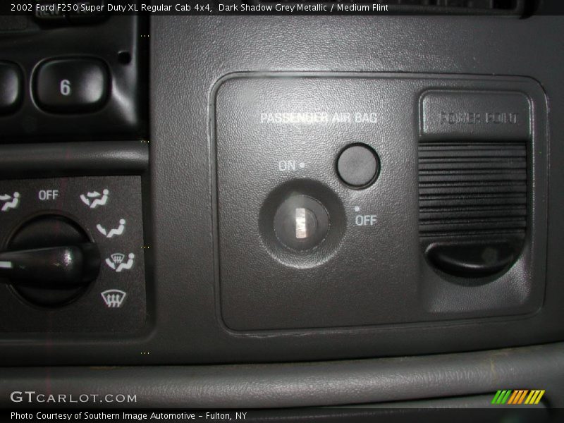 Dark Shadow Grey Metallic / Medium Flint 2002 Ford F250 Super Duty XL Regular Cab 4x4