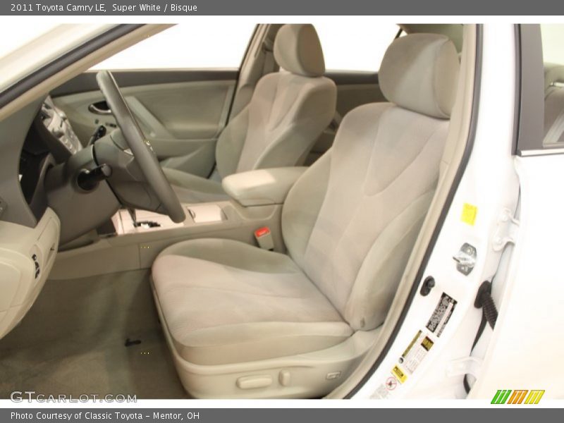 Super White / Bisque 2011 Toyota Camry LE