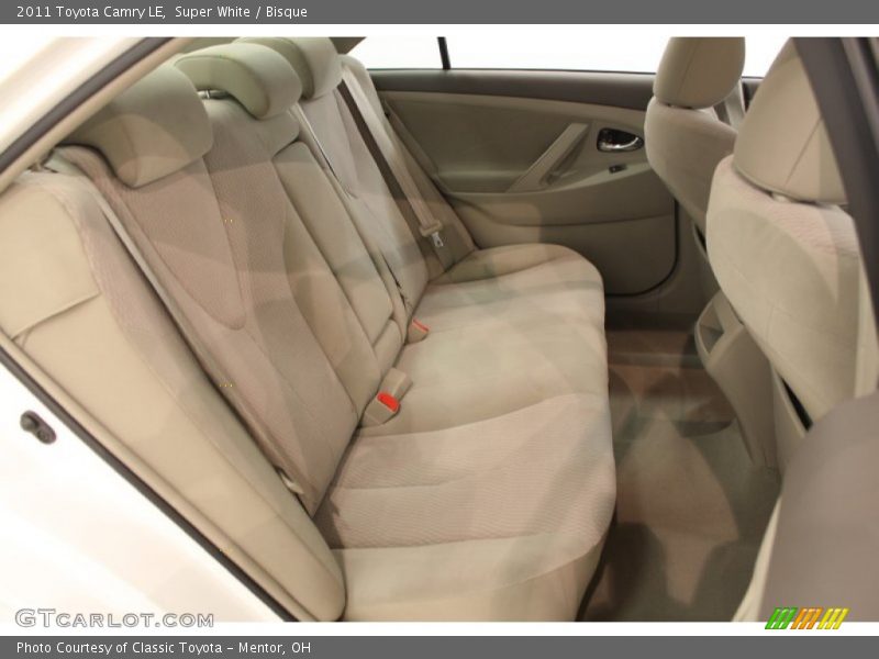Super White / Bisque 2011 Toyota Camry LE