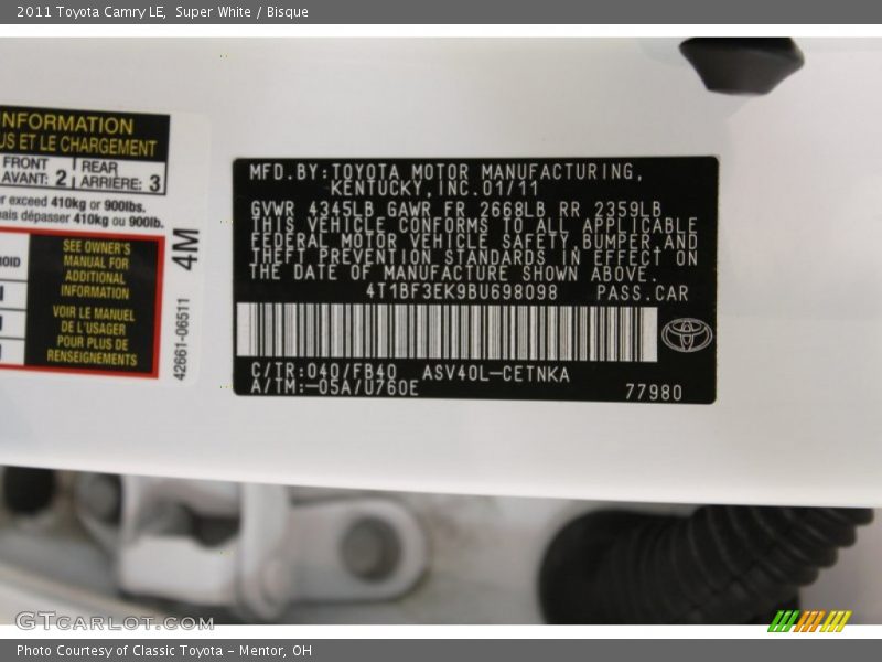 Super White / Bisque 2011 Toyota Camry LE