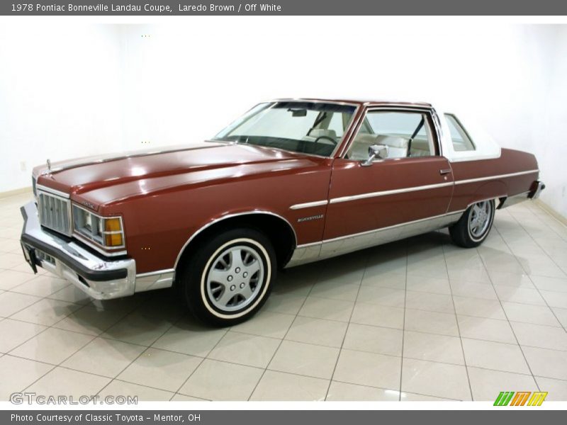 Front 3/4 View of 1978 Bonneville Landau Coupe