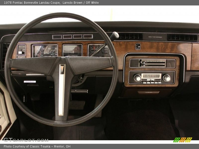 Dashboard of 1978 Bonneville Landau Coupe