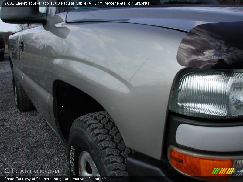 Light Pewter Metallic / Graphite 2001 Chevrolet Silverado 1500 Regular Cab 4x4