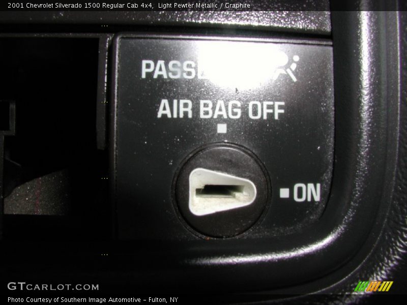 Light Pewter Metallic / Graphite 2001 Chevrolet Silverado 1500 Regular Cab 4x4