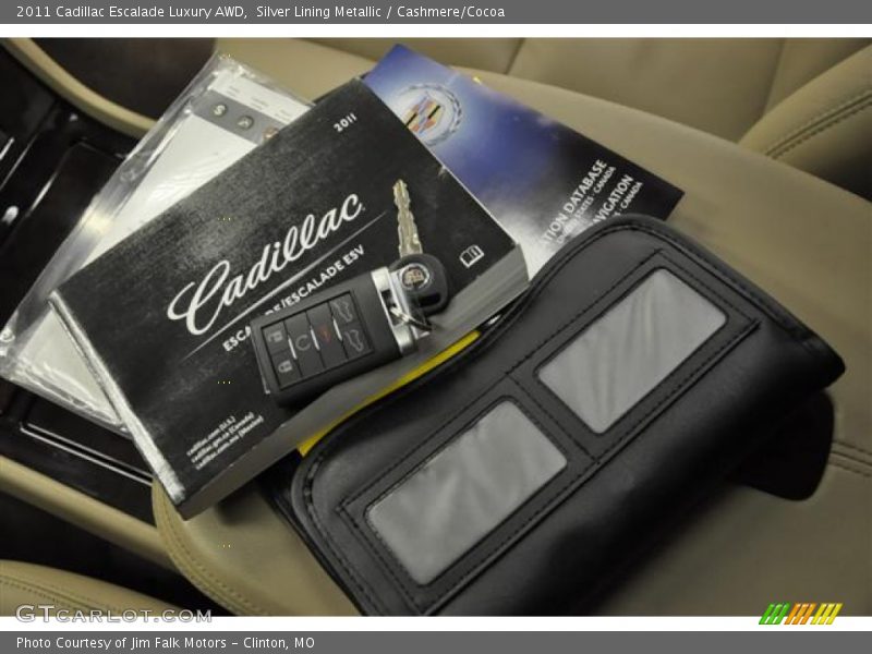 Silver Lining Metallic / Cashmere/Cocoa 2011 Cadillac Escalade Luxury AWD