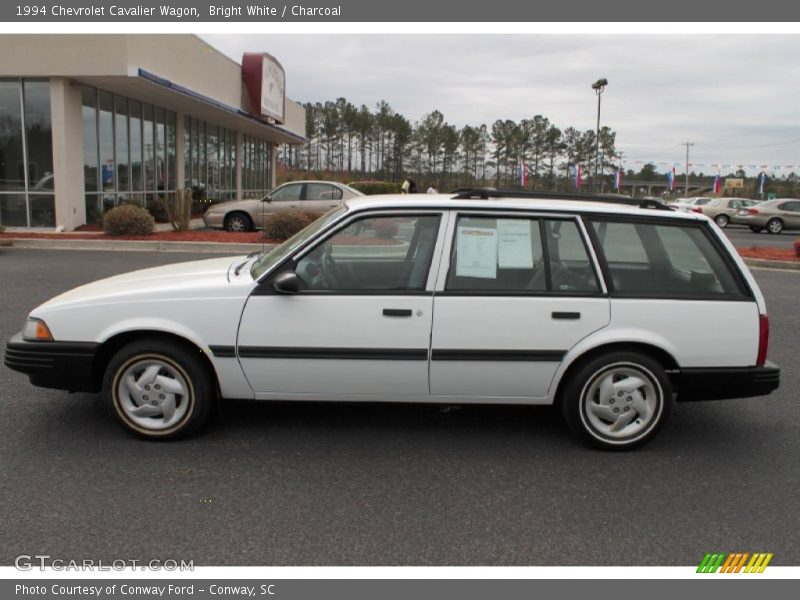 Bright White / Charcoal 1994 Chevrolet Cavalier Wagon