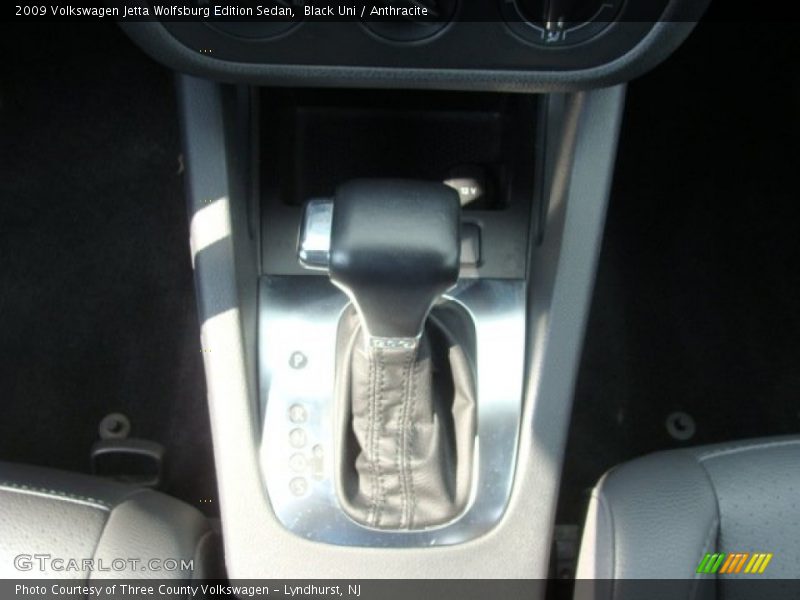 Black Uni / Anthracite 2009 Volkswagen Jetta Wolfsburg Edition Sedan