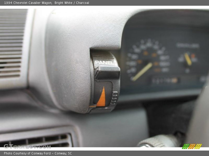 Bright White / Charcoal 1994 Chevrolet Cavalier Wagon