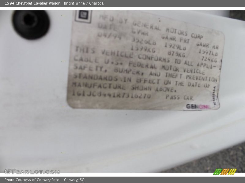 Bright White / Charcoal 1994 Chevrolet Cavalier Wagon