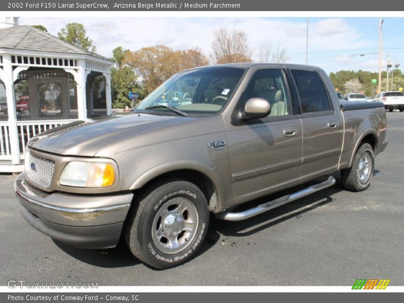 Front 3/4 View of 2002 F150 Lariat SuperCrew