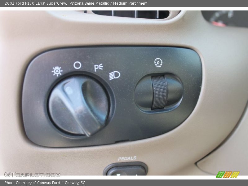 Arizona Beige Metallic / Medium Parchment 2002 Ford F150 Lariat SuperCrew