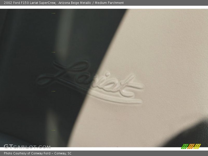 Arizona Beige Metallic / Medium Parchment 2002 Ford F150 Lariat SuperCrew