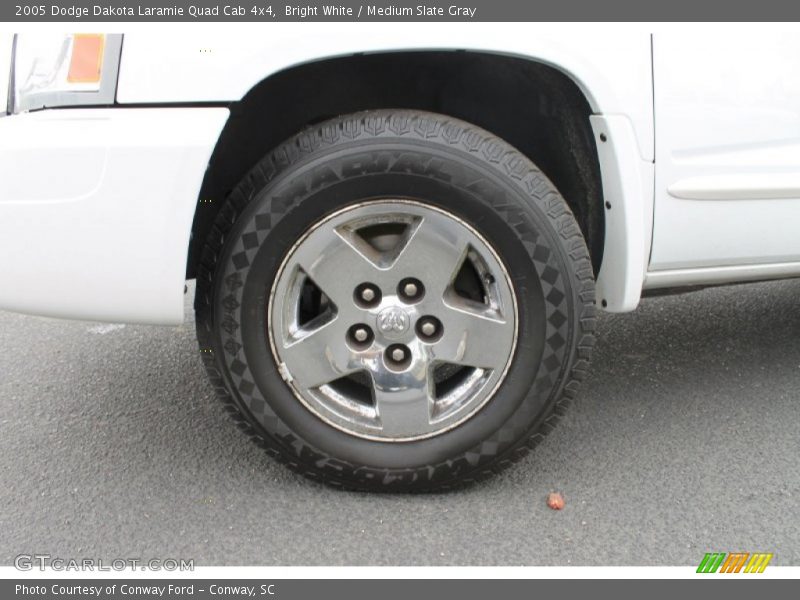 Bright White / Medium Slate Gray 2005 Dodge Dakota Laramie Quad Cab 4x4