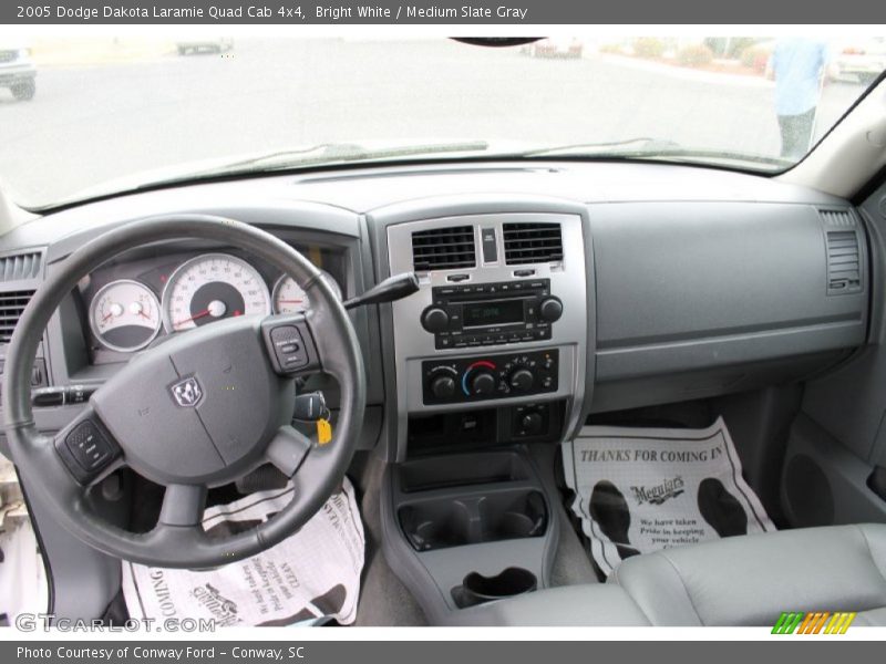 Bright White / Medium Slate Gray 2005 Dodge Dakota Laramie Quad Cab 4x4