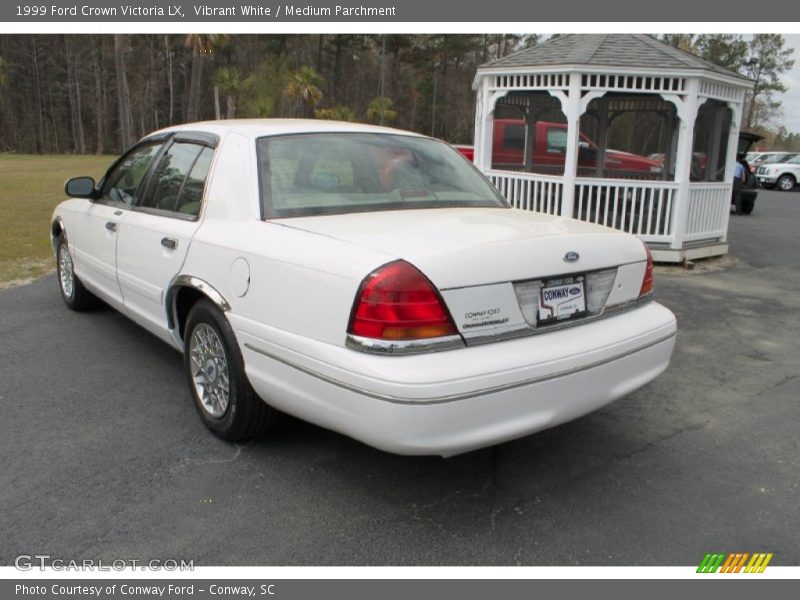 Vibrant White / Medium Parchment 1999 Ford Crown Victoria LX