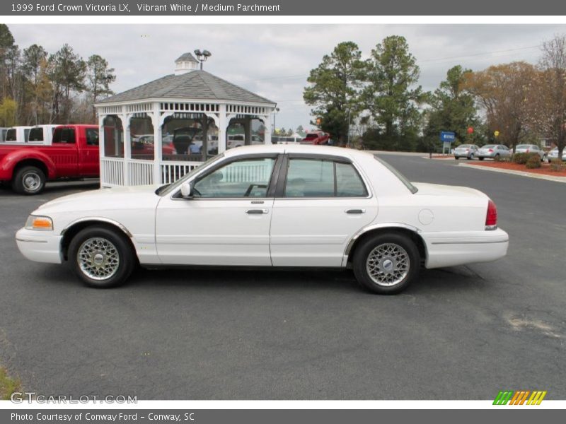 Vibrant White / Medium Parchment 1999 Ford Crown Victoria LX