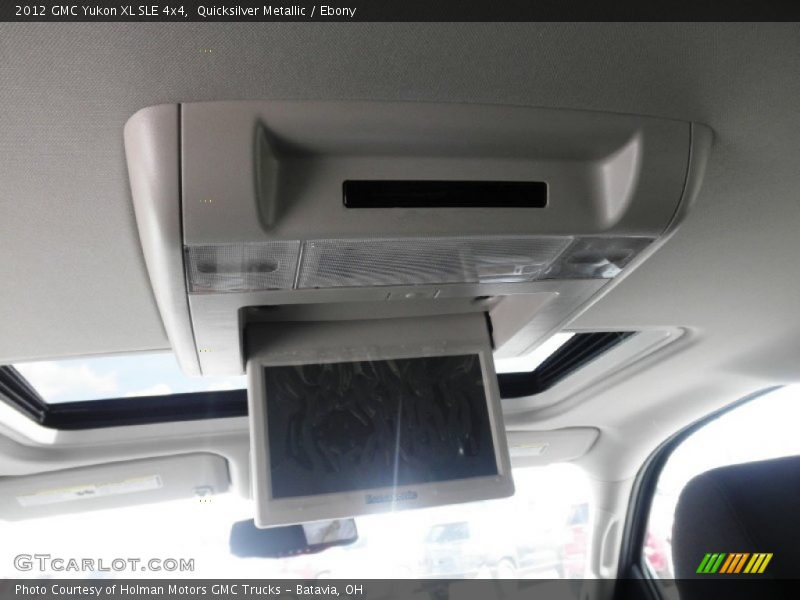 Quicksilver Metallic / Ebony 2012 GMC Yukon XL SLE 4x4