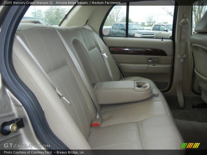 Arizona Beige Metallic / Medium Parchment 2005 Mercury Grand Marquis LS
