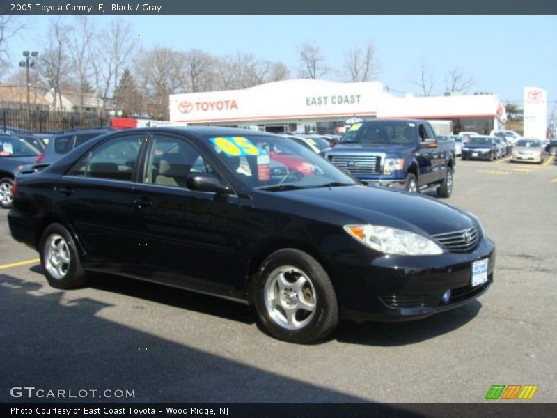 Black / Gray 2005 Toyota Camry LE