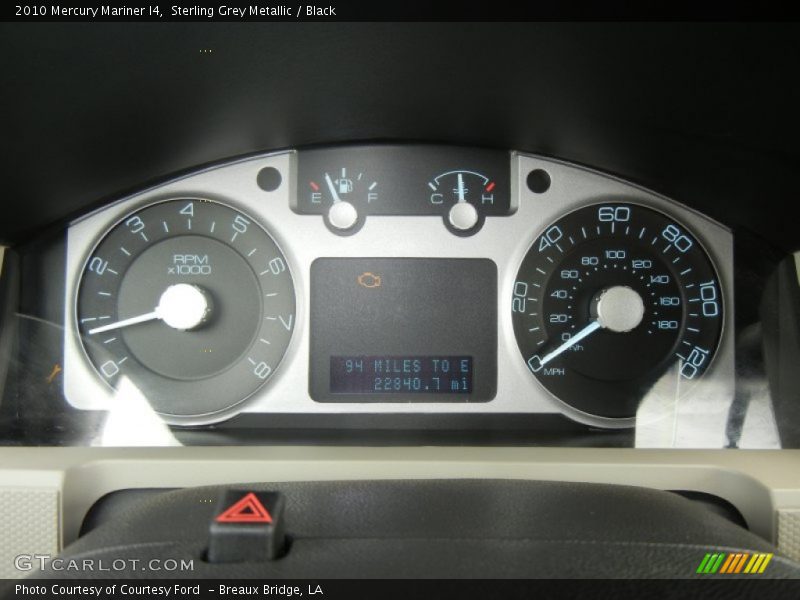 Sterling Grey Metallic / Black 2010 Mercury Mariner I4