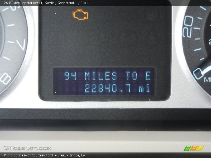 Sterling Grey Metallic / Black 2010 Mercury Mariner I4