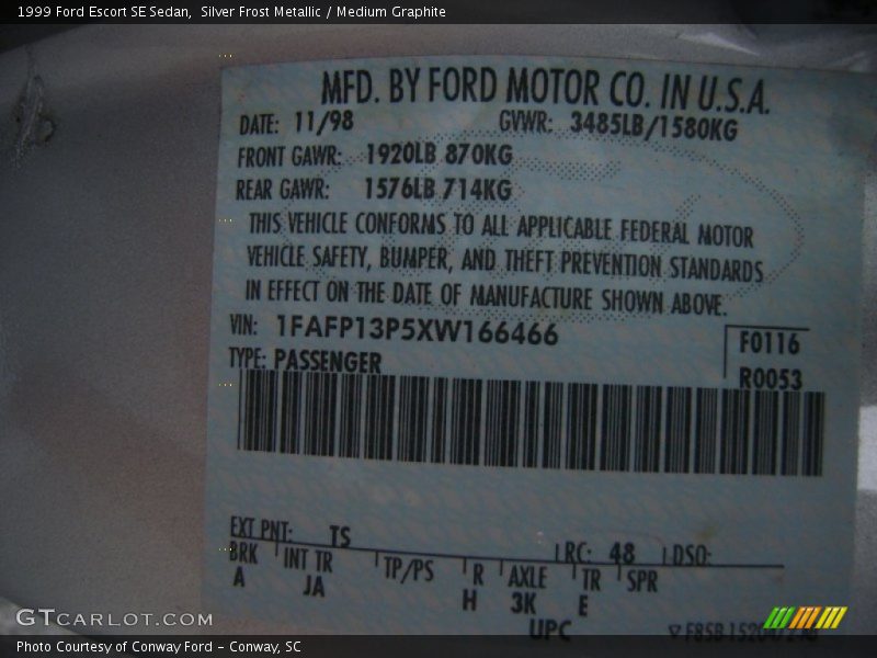 Silver Frost Metallic / Medium Graphite 1999 Ford Escort SE Sedan