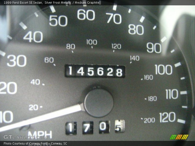 Silver Frost Metallic / Medium Graphite 1999 Ford Escort SE Sedan