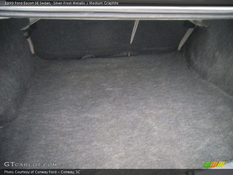 Silver Frost Metallic / Medium Graphite 1999 Ford Escort SE Sedan