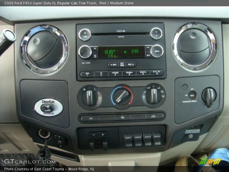 Controls of 2009 F450 Super Duty XL Regular Cab Tow Truck