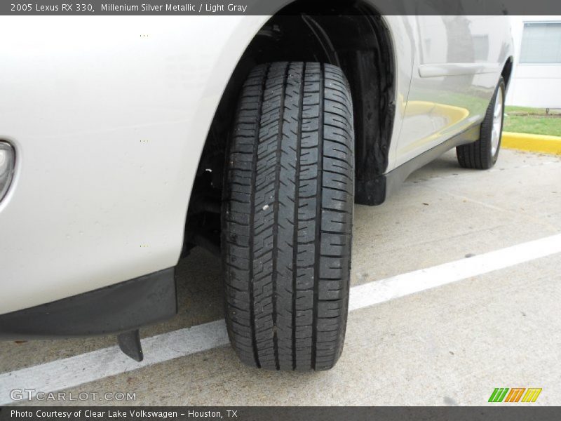 Millenium Silver Metallic / Light Gray 2005 Lexus RX 330