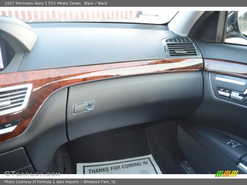 Black / Black 2007 Mercedes-Benz S 550 4Matic Sedan