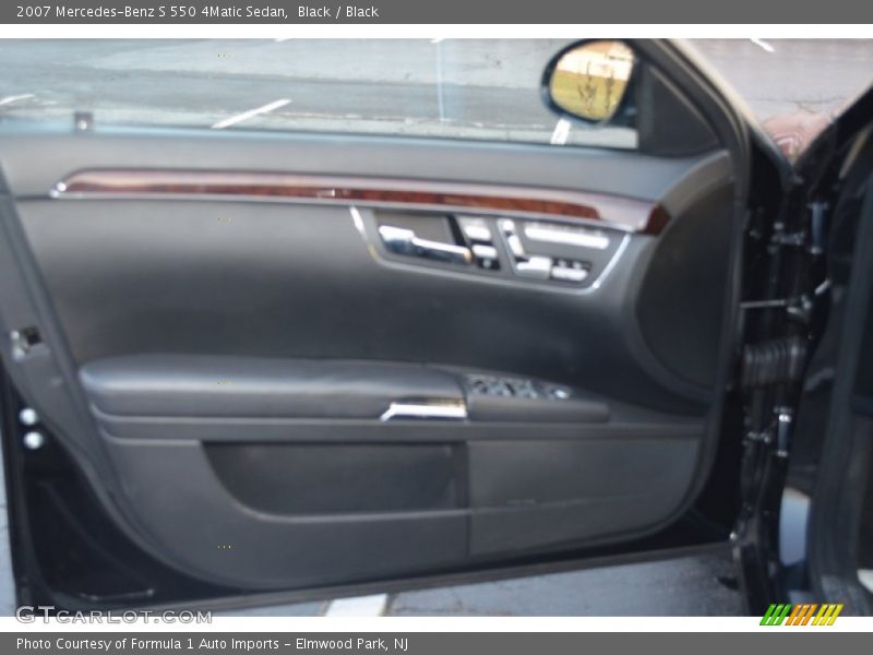 Black / Black 2007 Mercedes-Benz S 550 4Matic Sedan