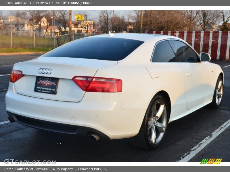 Ibis White / Black 2009 Audi A5 3.2 quattro Coupe