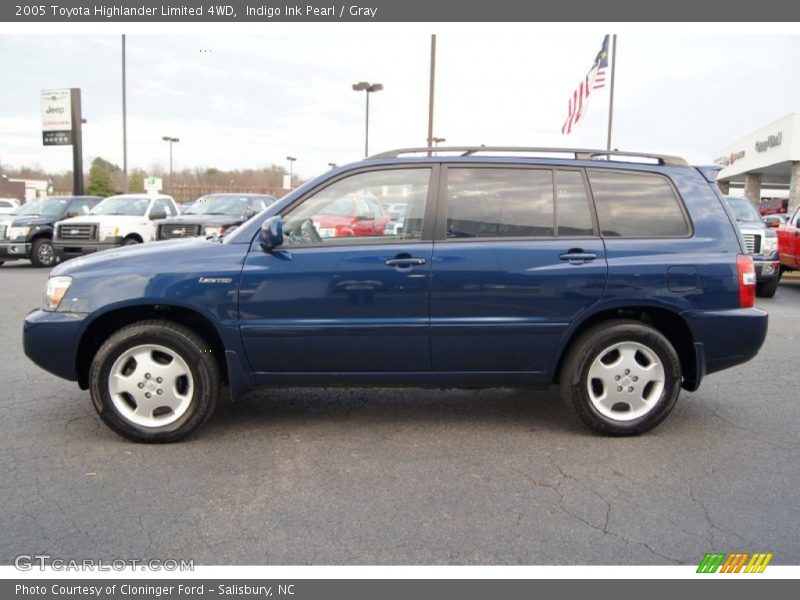 Indigo Ink Pearl / Gray 2005 Toyota Highlander Limited 4WD