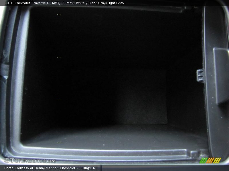 Summit White / Dark Gray/Light Gray 2010 Chevrolet Traverse LS AWD