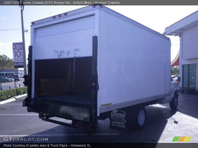 Oxford White / Medium Graphite 1997 Ford E Series Cutaway E350 Moving Van