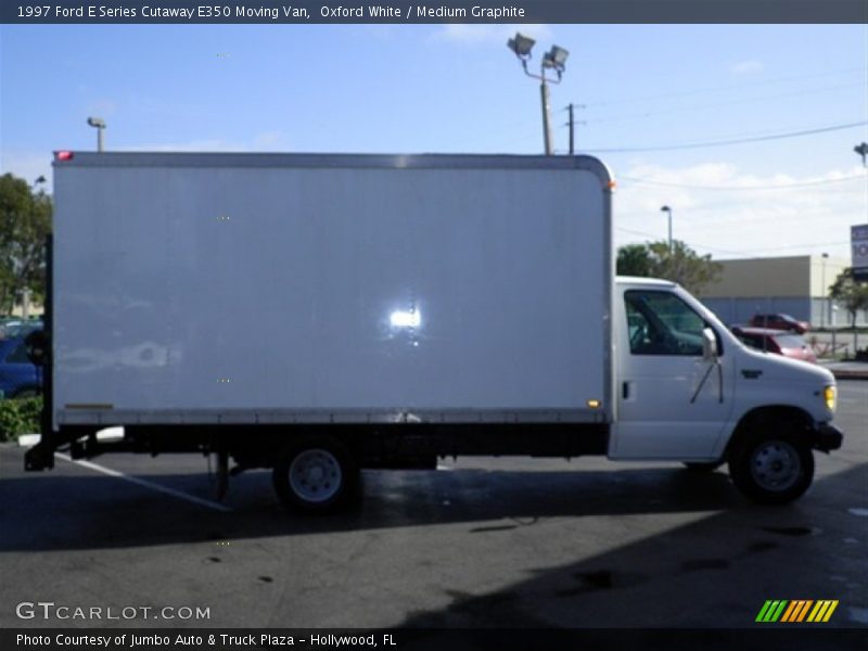 Oxford White / Medium Graphite 1997 Ford E Series Cutaway E350 Moving Van