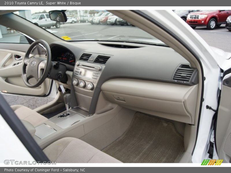 Super White / Bisque 2010 Toyota Camry LE