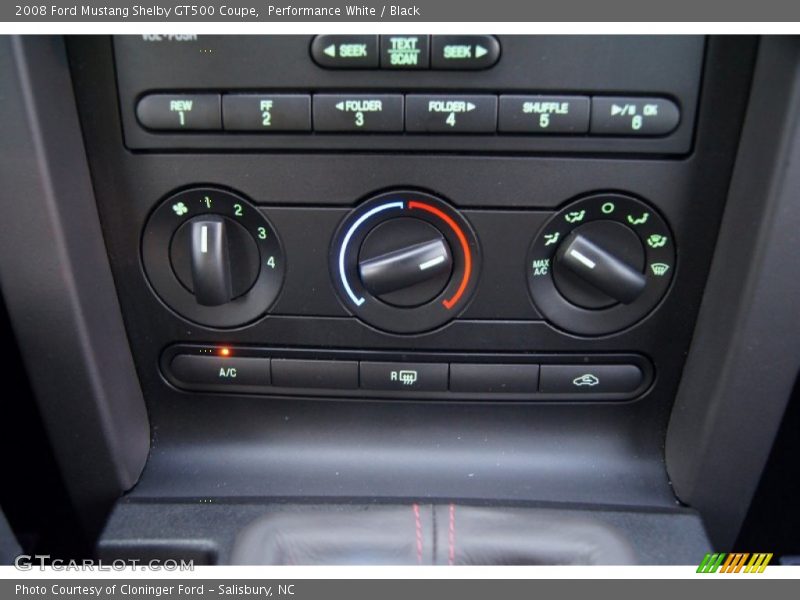 Controls of 2008 Mustang Shelby GT500 Coupe