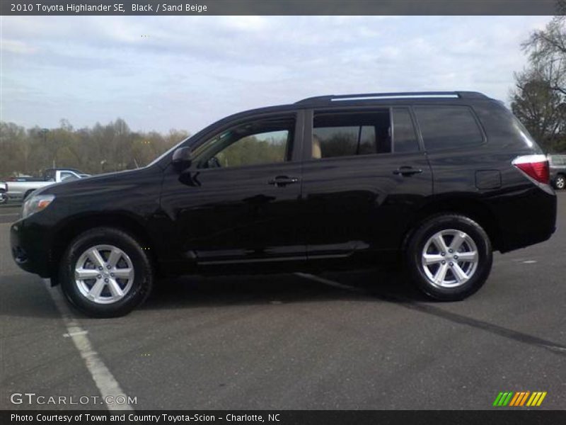 Black / Sand Beige 2010 Toyota Highlander SE