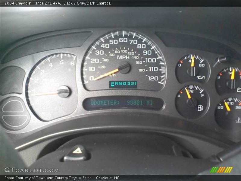 Black / Gray/Dark Charcoal 2004 Chevrolet Tahoe Z71 4x4
