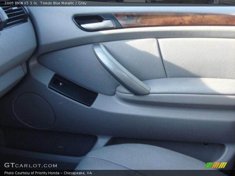 Toledo Blue Metallic / Grey 2005 BMW X5 3.0i