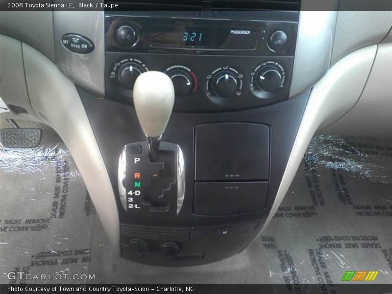 Black / Taupe 2008 Toyota Sienna LE
