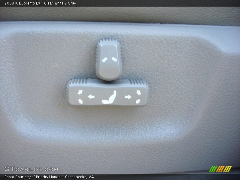 Clear White / Gray 2008 Kia Sorento EX